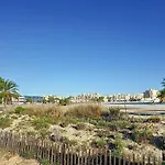Confortable T2 Avec Parking Climatise A Bormes-les-mimosas - Fr-1-610-121 La Favière